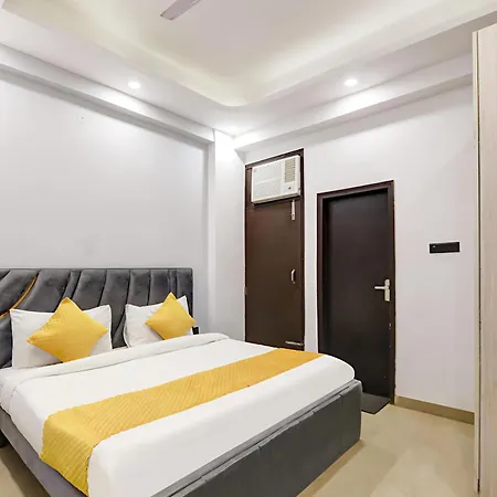 Hotel Lovemoon Stay- Delhi University' By Green
